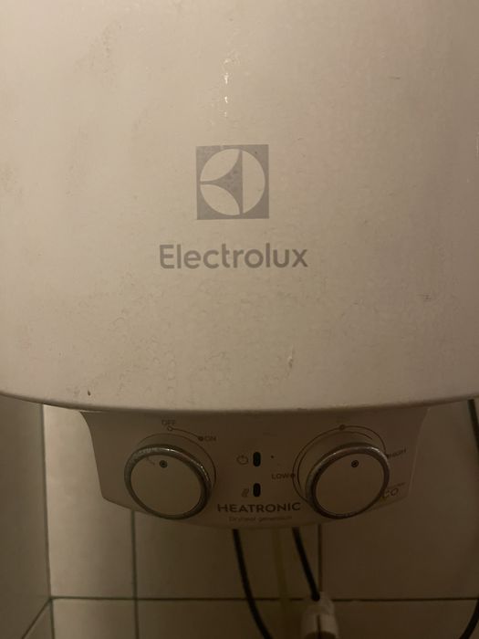 Бойлер Electrolux EWH 50 бу дешево, супер стан