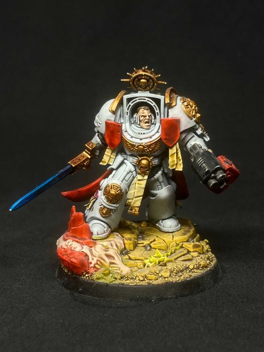 Captain in Terminator Armour pomalowany Warhammer 40k Space Marine