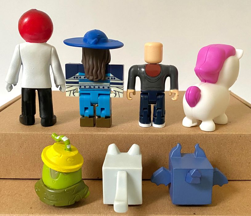 Іграшки Фігурки з гри Roblox