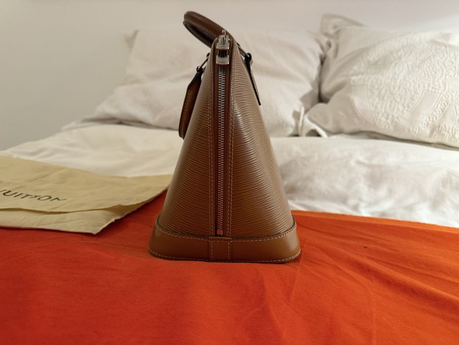 3 carteiras Louis Vuitton (telas Epi, Vernis Montaigne)