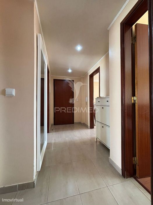T2 no Centro da Quinta do Conde — 299.990€