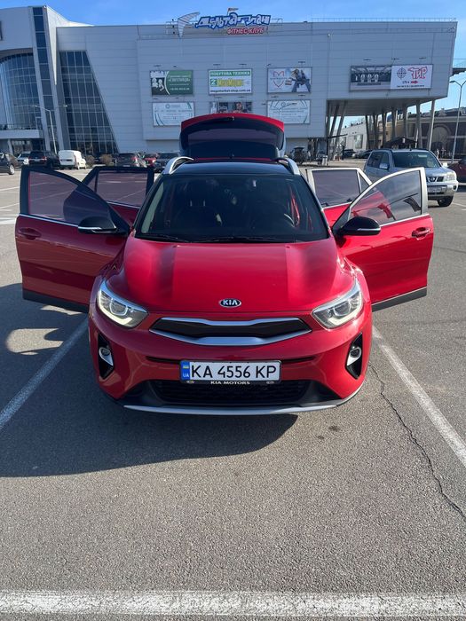 Продам кіа stonik 2019