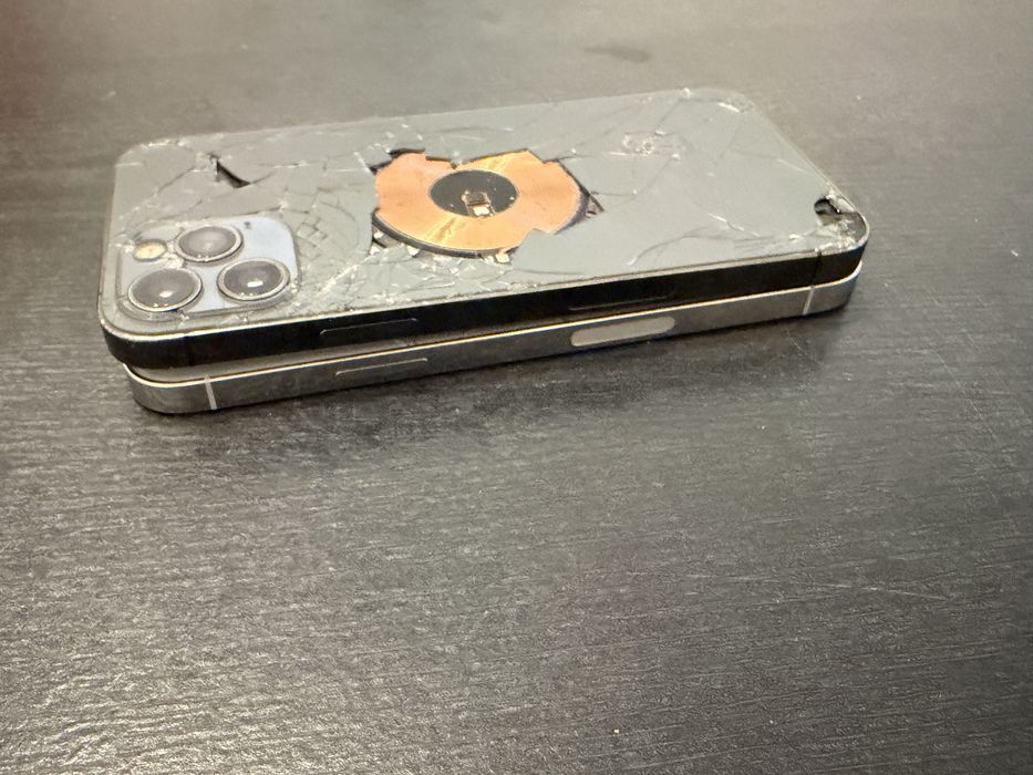 Zestaw iphone 12 pro na części