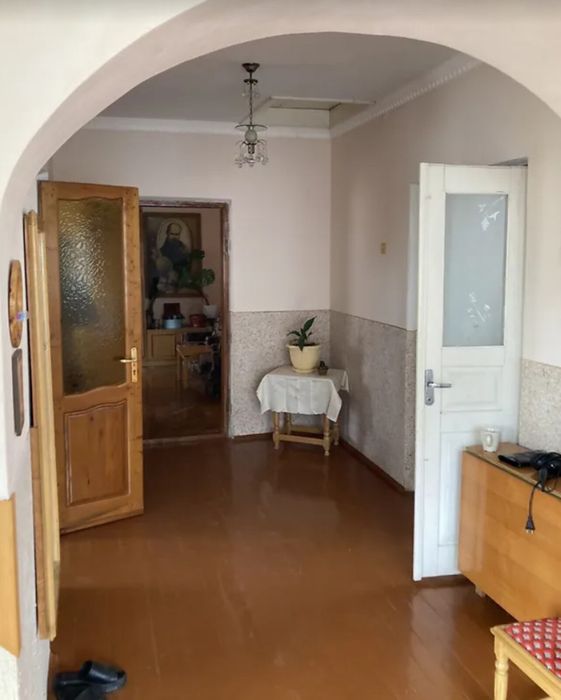 Продаж 2 пов.будинку зділянкою на 25 соток