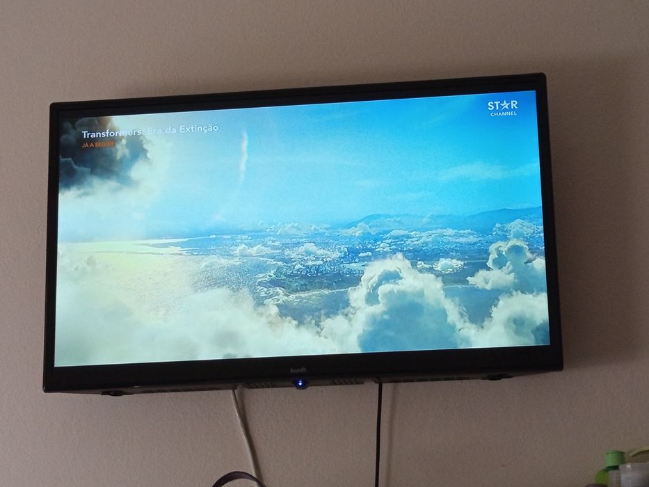 TV in excellent condition64563914609027120