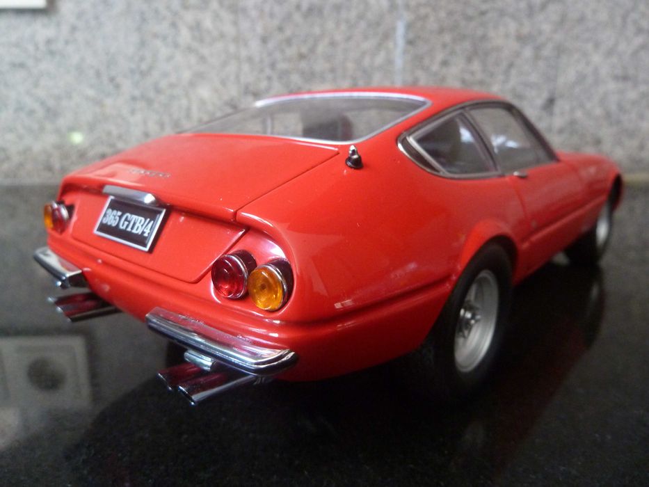 1:18 Kyosho, Ferrari 365 GTB/4 Daytona 1971, AutoArt Minichamps