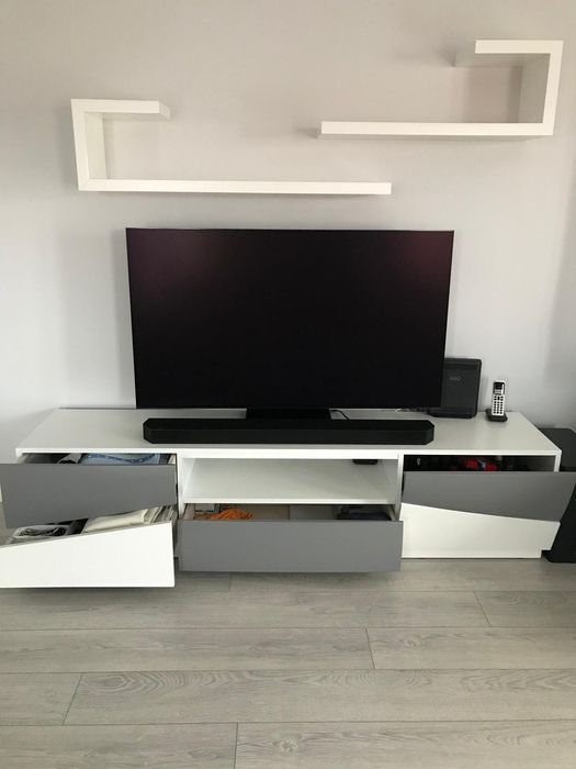 Mobília de sala estar e jantar