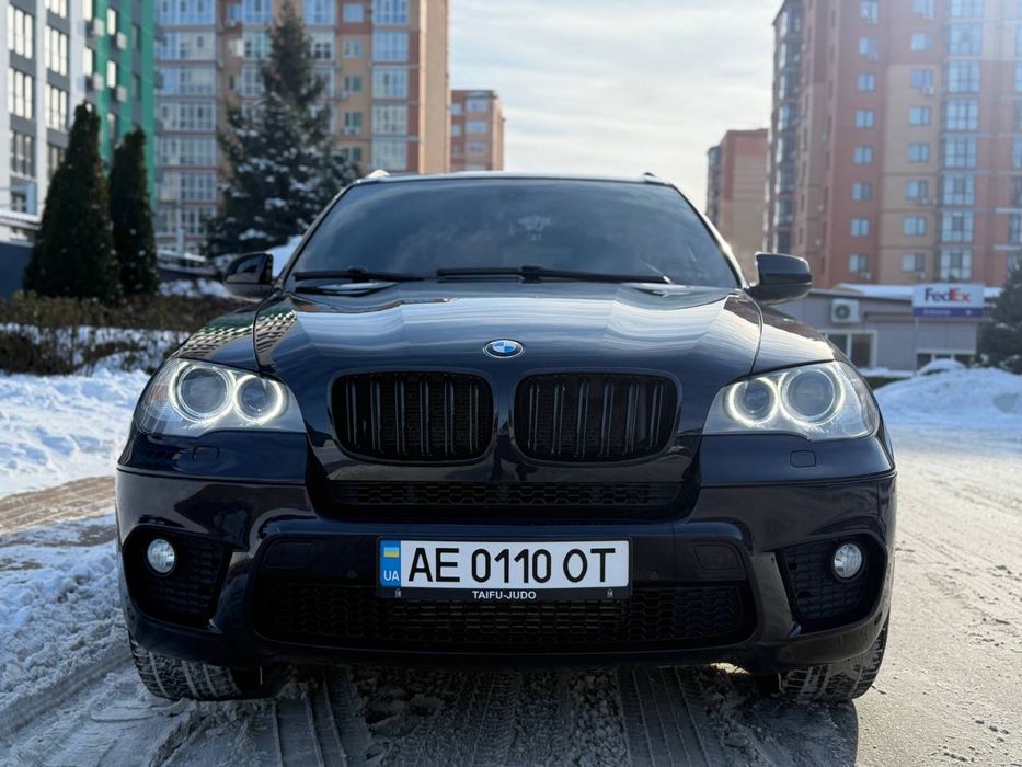 Продается автомобиль BMW X5 E70