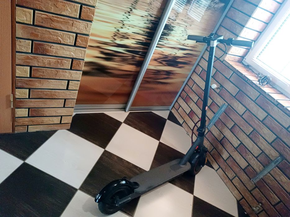 Електро самокат Mi Scooter M365 Pro max 500W 12.4Ah

Може бути ві