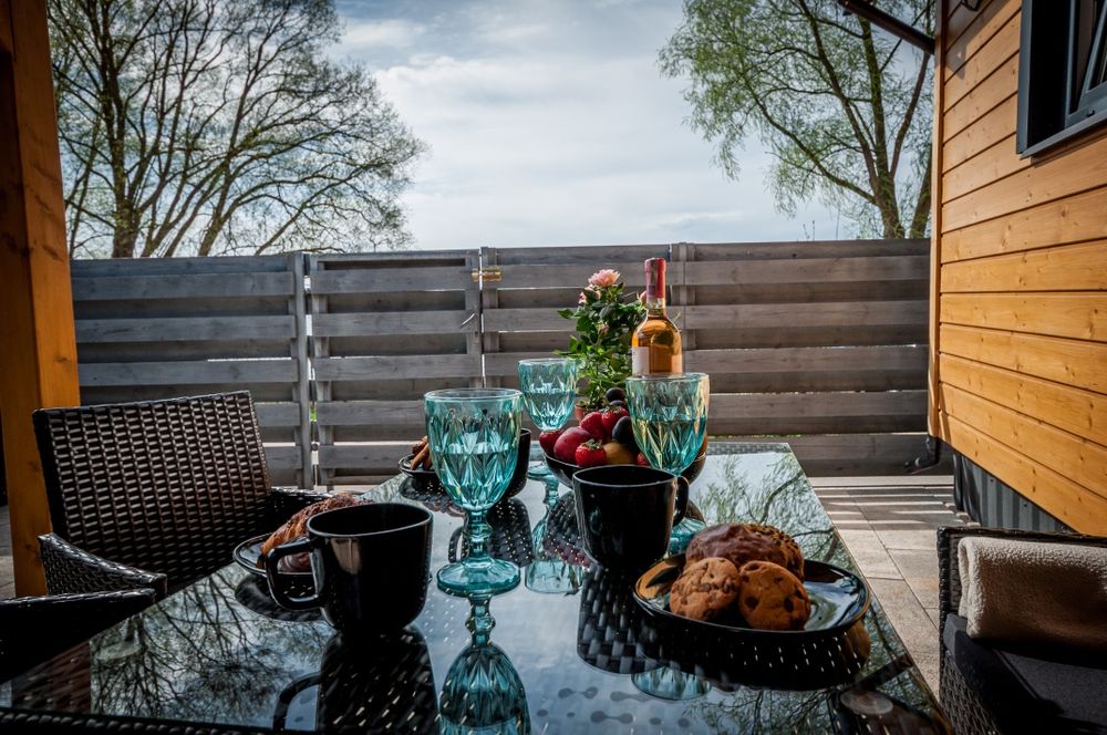 Świerkowy Domek do wynajęcia nad jeziorem Pluski