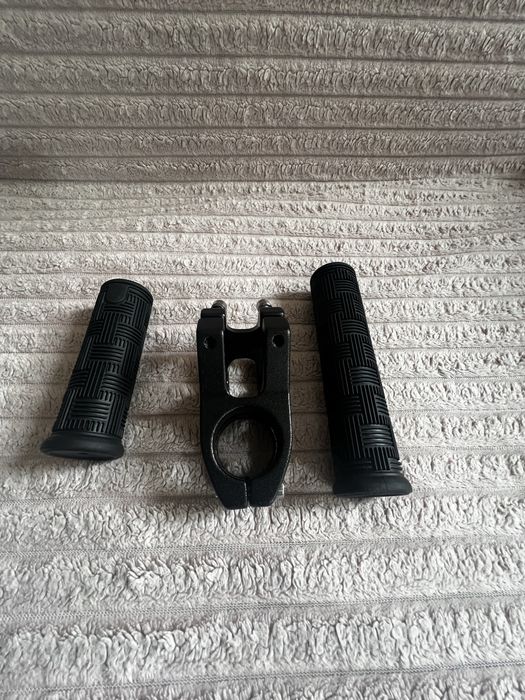 Nowa oryginalna kierownica + mostek + gripy KuKirin G4