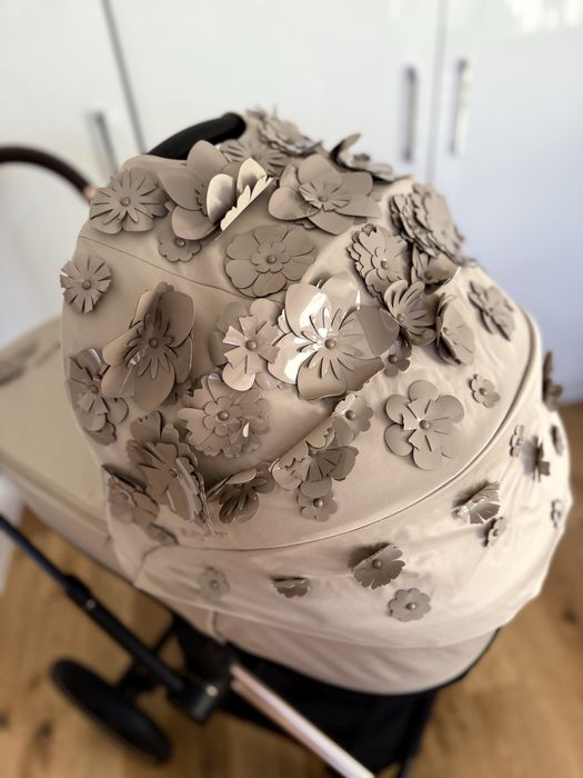 Cybex Priam 4.0 Rose Gold Simply Flowers Beige