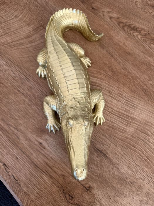 Crocodilo Dourado Estátua Decoração