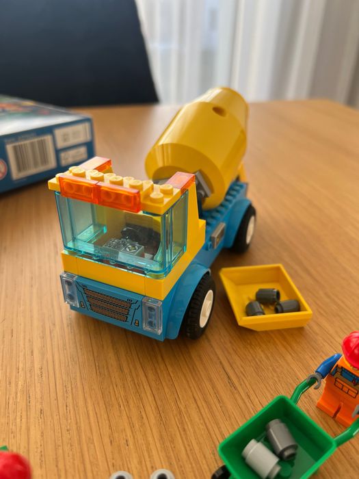 LEGO City 60325 kompletne Ciężarówka z betoniarką Budowa Betoniarka