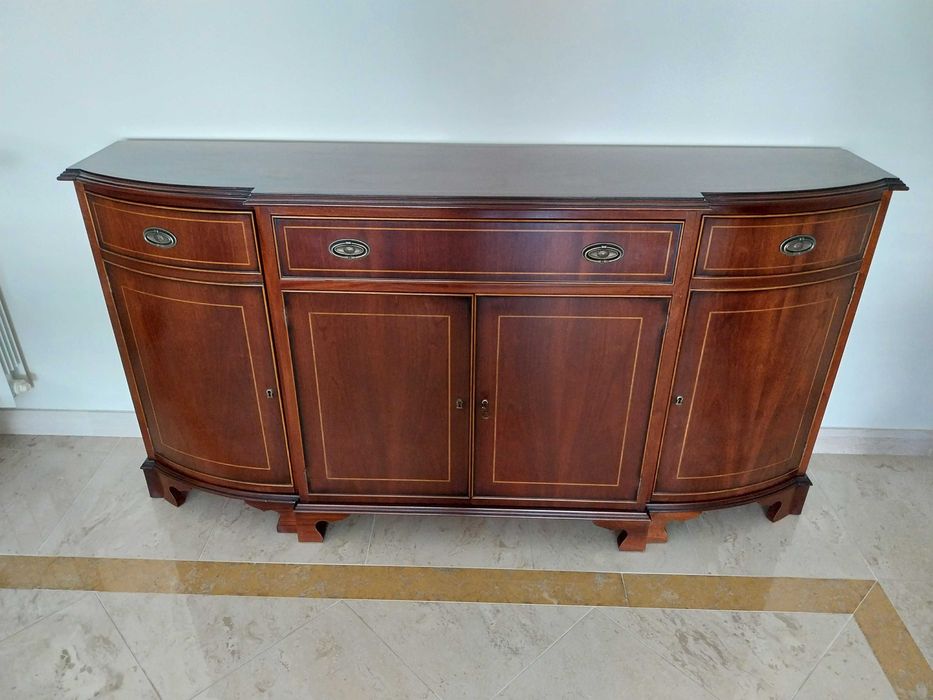Consola com 180cm em mógno