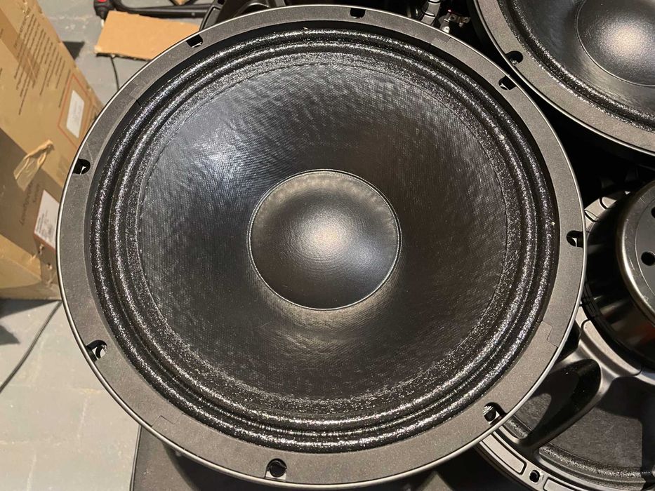 Głośniki 12" B&C 12NDL76 16 ohm, 800W, jak nowe!