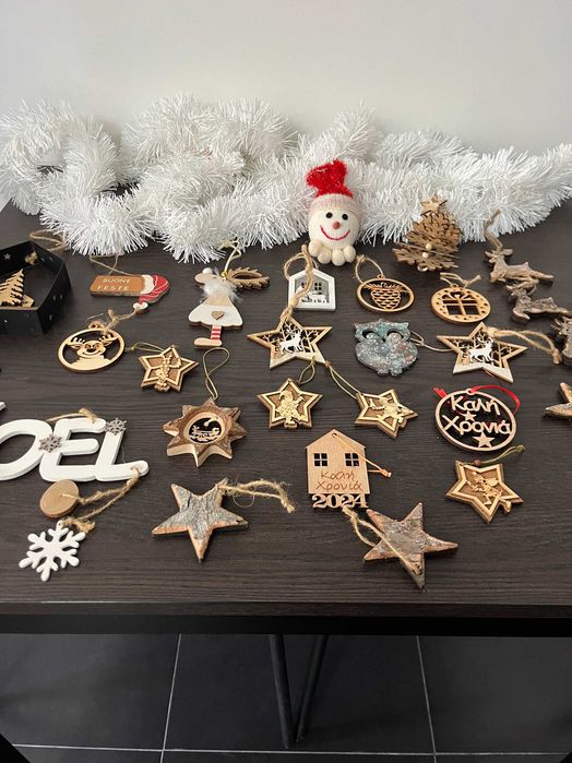 Árvore de Natal artificial 150cm com adereços