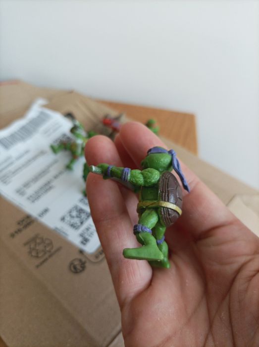 Miniaturas de tartarugas ninja para decoração de bolos