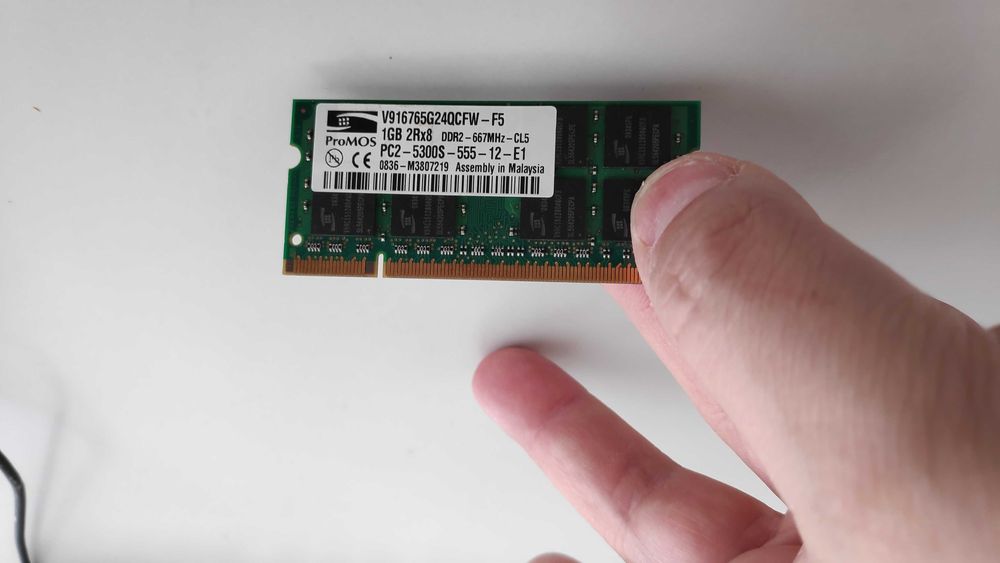 Memória Ram SO-DIMM PROMOS 1GB DDR2 PC2-5300S-555-12-E1 V916765G24QCFW
