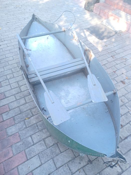 Лодка алюминевая