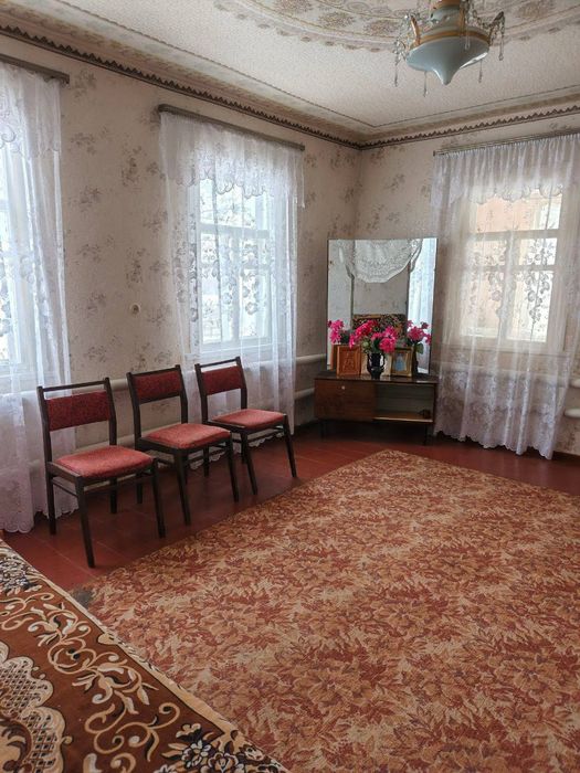 Продам добротний будинок