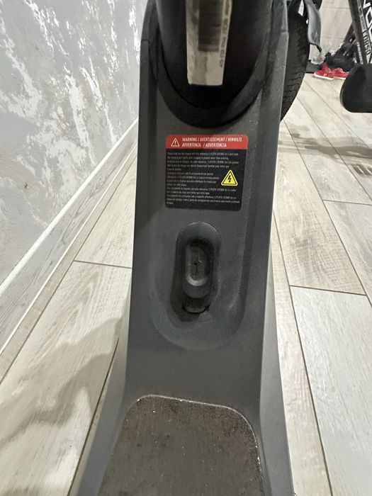 Продам електросамокат Модель NIU KICK Scooter KQi2 Pro