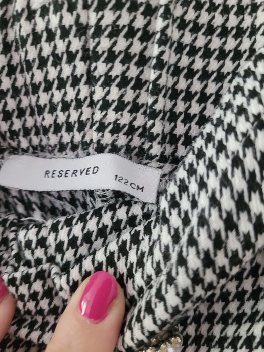 Reserved spodnie dla dziewczynki rozm. 122