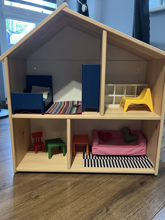Ikea domek dla lalek, półka ścienna