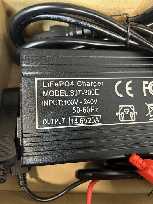 Перевірена якісна зарядка видає 20а для liFePo4 Акб зарядний пристрій