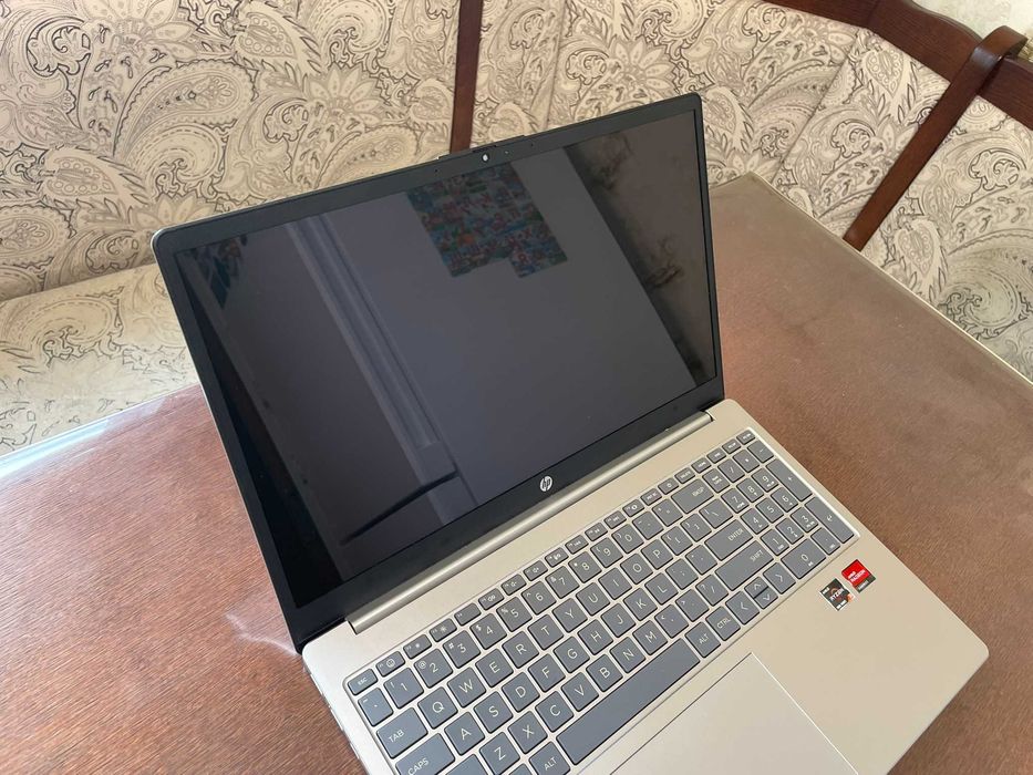 Ноутбук 15 HD HP 15-fc0399nr (Ryzen 3 7320U/8GB/SSD 256Gb/AMD Radeon 610M)
