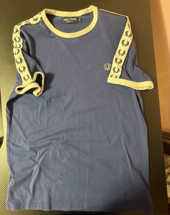 Футболка фред пері