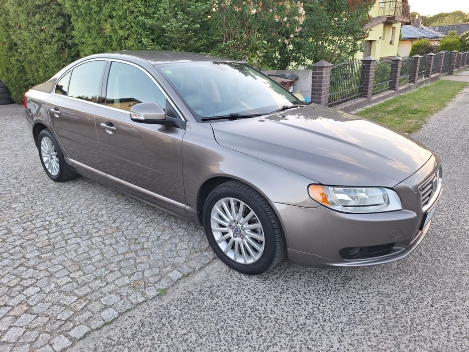 VOLVO S80 2.5T * MOMENTUM * Skóra * PDC * Grzane fotele * Pełny serwis * REJ PL