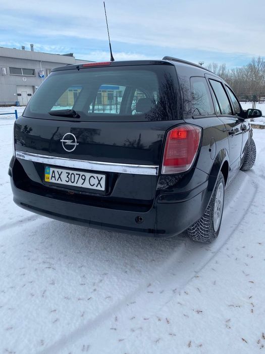 Продам Opel Astra H