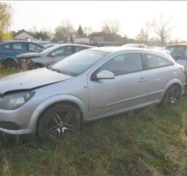 Auto opel astra uzywany