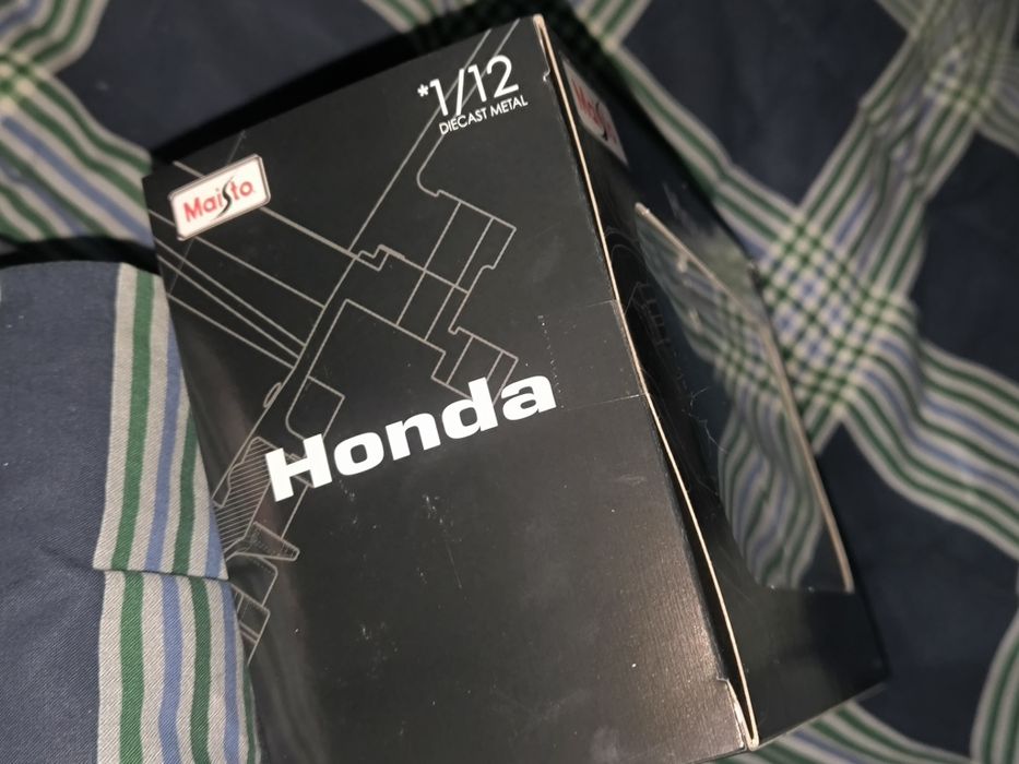 Miniatura de mota Honda CBR1000RR da Maisto NOVA POR ABRIR