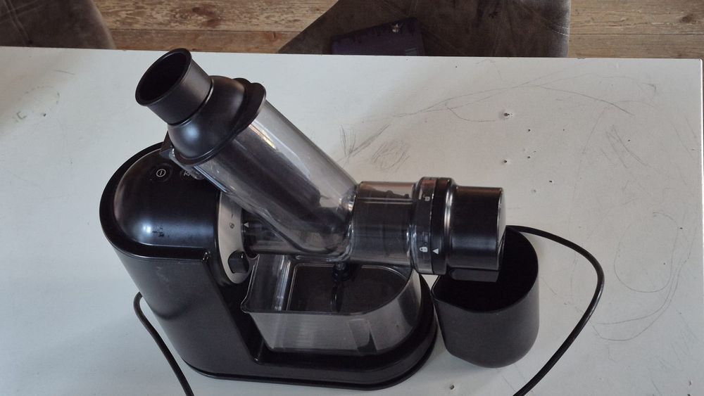Wyciskarka wolnoobrotowa PHILIPS HR1889/70
