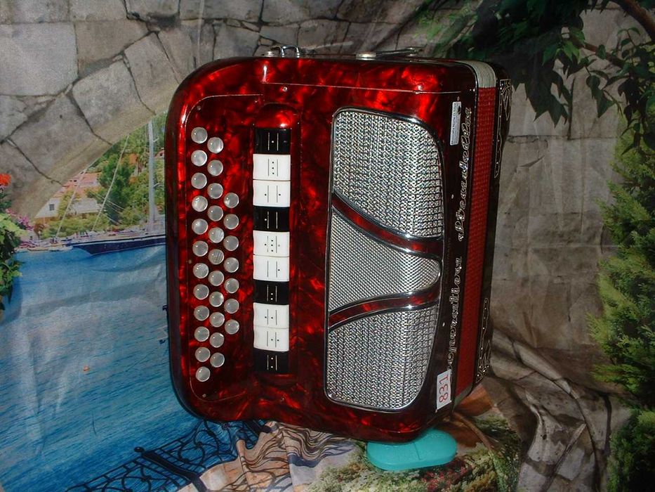 Concertina para venda N,831 Penedono • OLX Portugal