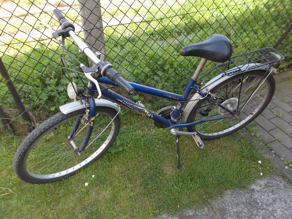 Rower miejski 26" niesprawny do remontu niemiecki z bagażnikiem okazja