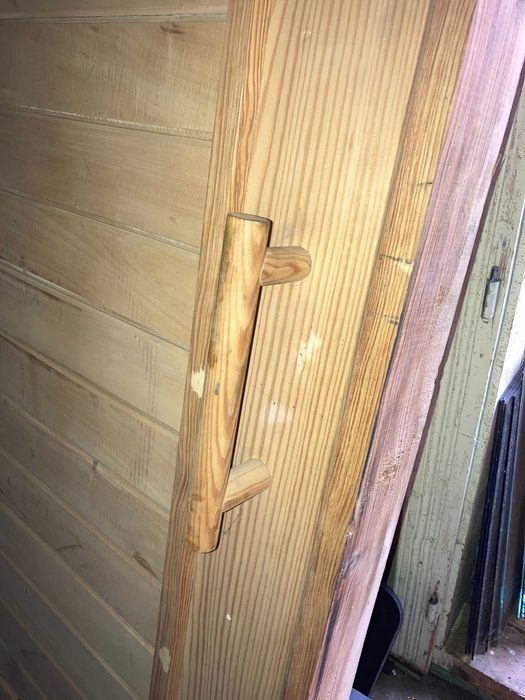 Двері соснові і дубові