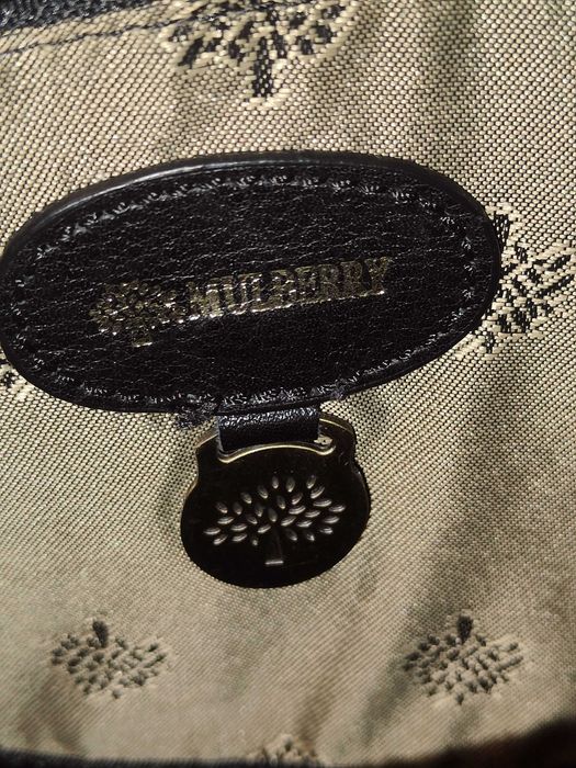 Skórzana czarna torebka listonoszka na ramię uniseks