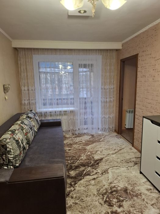 Здаи 2 ком.квар.в рай.44 квар.по час.по сут.