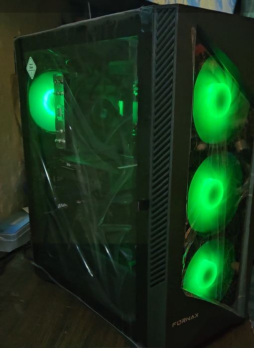 Nowy komputer Ryzen AM5 8400 GeForce5060 8Gb 32GB/1TB