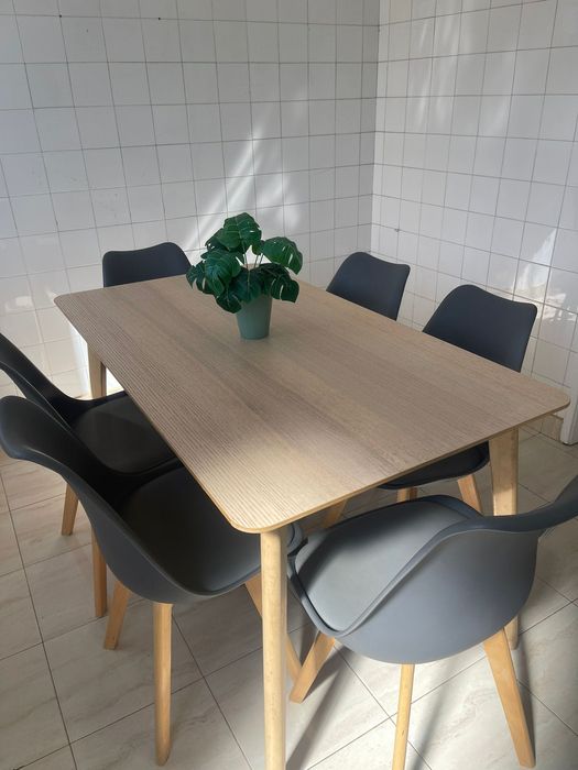 Quarto com casa de banho privativa - PORTO