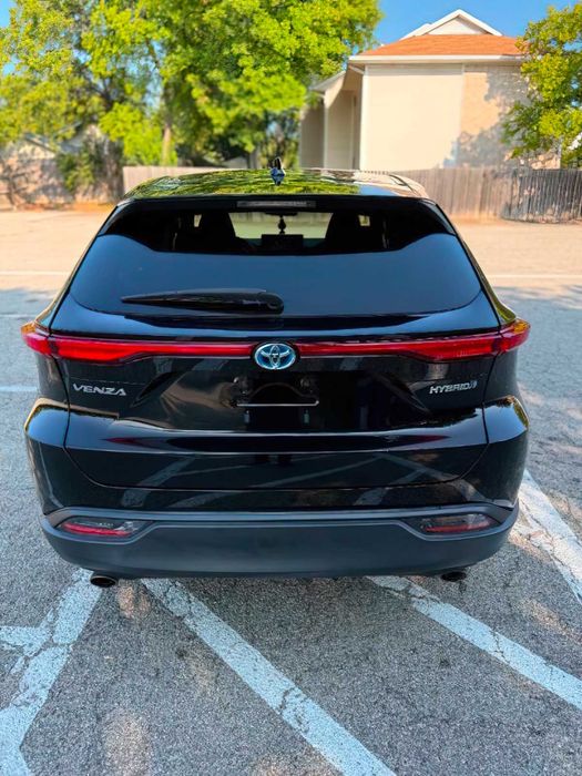 Toyota Venza      2021