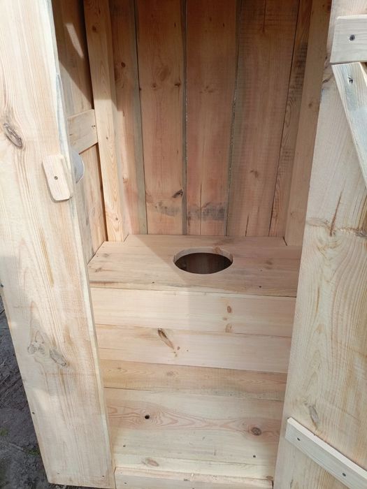 Wc toaleta wychodek ubikacja na budowę działkę