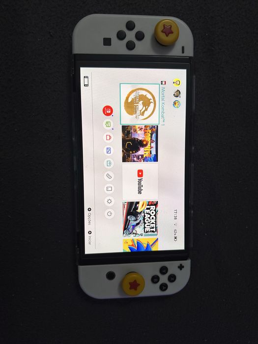 Vendo     Nintendo        Switch                 …………..