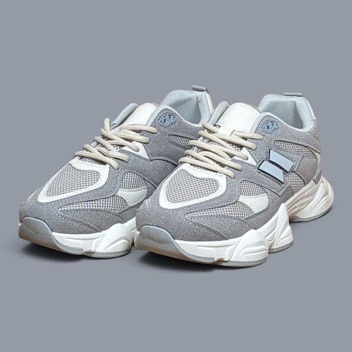 Женские кроссовки 36-41 кожа Киев