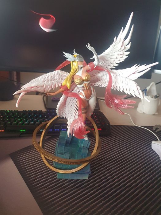 Estatuas para desocupar, Zelda e Digimon