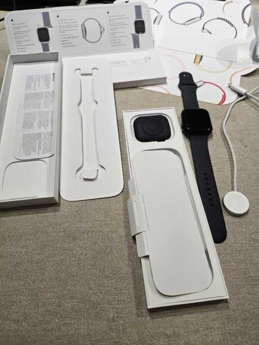 Apple Watch Series 9 45mm GPS + Acessórios