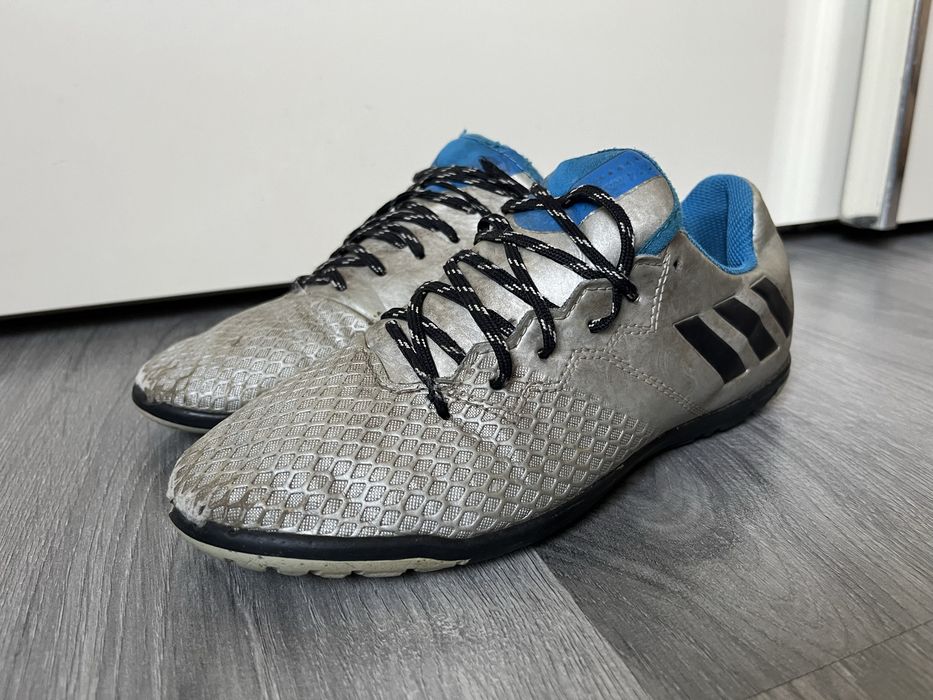 Дитячі сороканіжки Adidas розмір 35